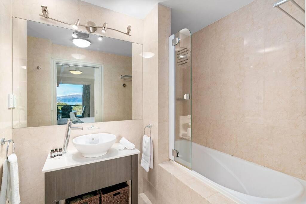 The Beacon - 2 Bedroom Luxe Apartment Queenstown Extérieur photo